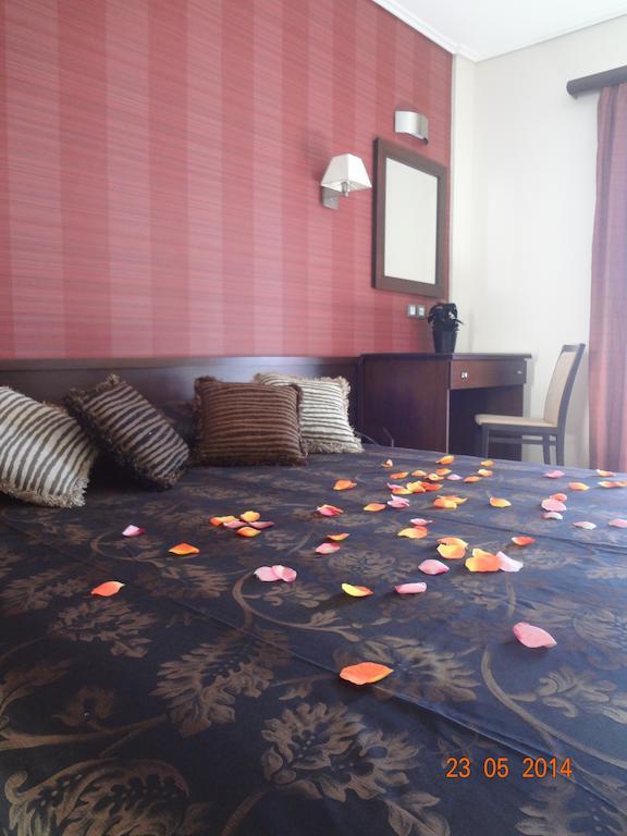 Aegea Hotel Caristo Habitación foto